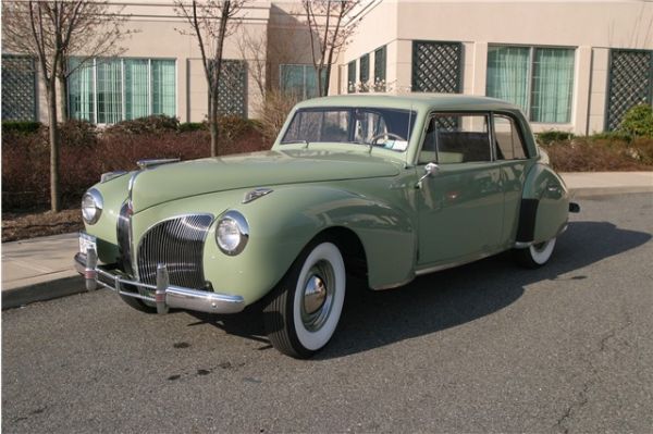 1940-Lincoln-Continental