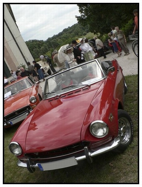 Fiat_124_01