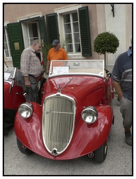 Skoda_Popular_01